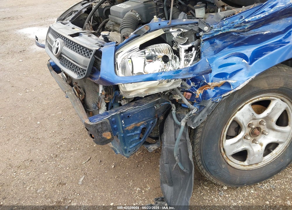 2005 TOYOTA RAV4 VIN: JTEHD20V356031001