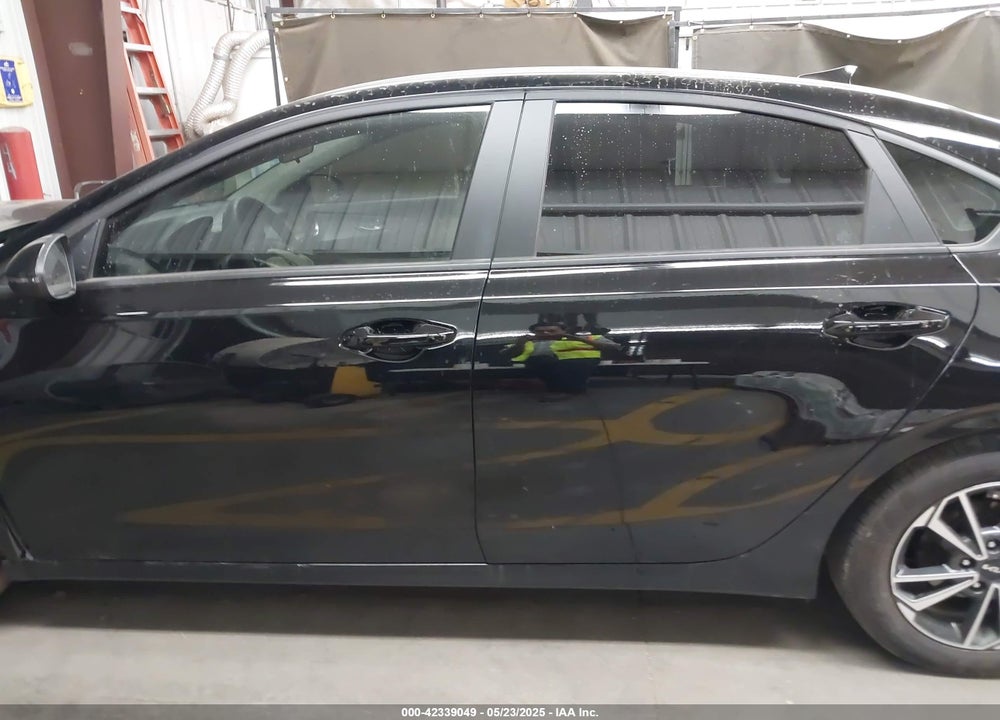 2023 KIA FORTE VIN: 3KPF24AD8PE682060