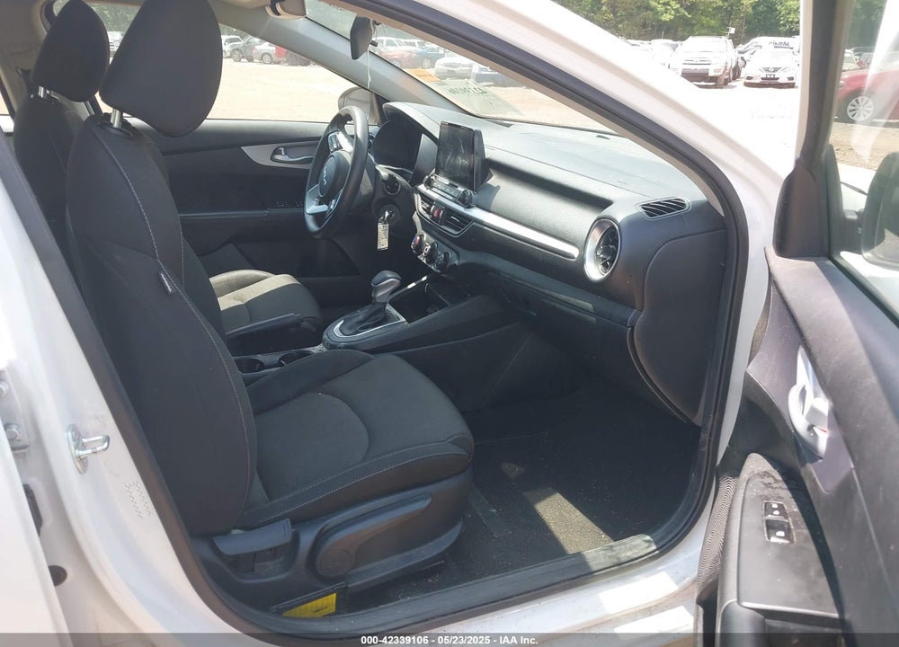 2024 KIA FORTE VIN: 3KPF24AD9RE744438