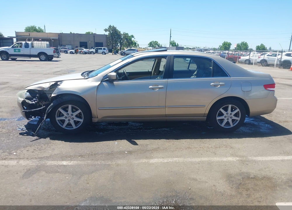 2003 HONDA ACCORD 3.0 EX VIN: 1HGCM66523A023920