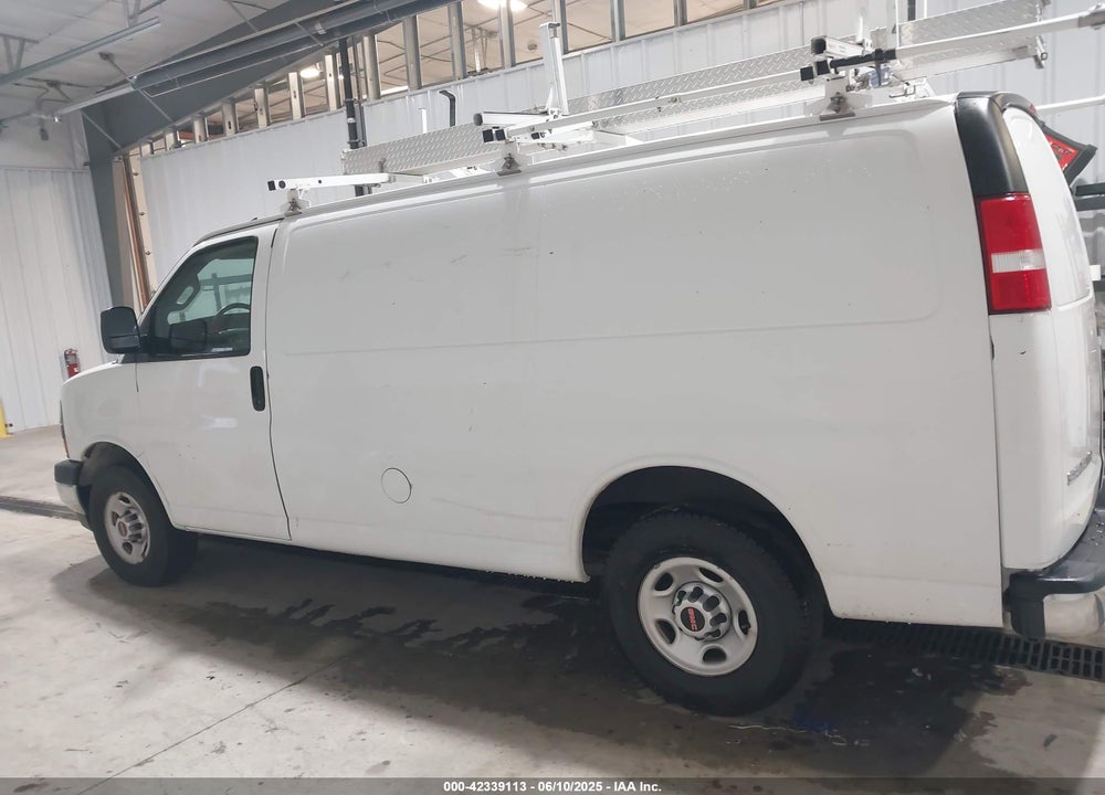 2018 GMC SAVANA 3500 VIN: 1GTZ7GFG2J1207646