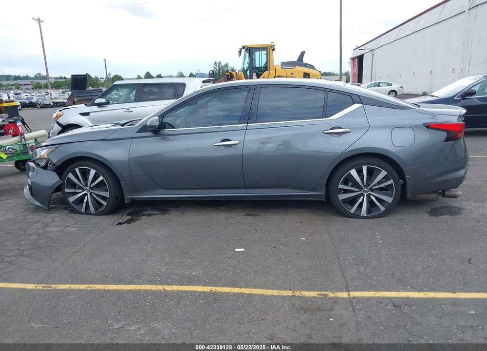 2019 NISSAN ALTIMA VIN: 1N4BL4FW5KC181946