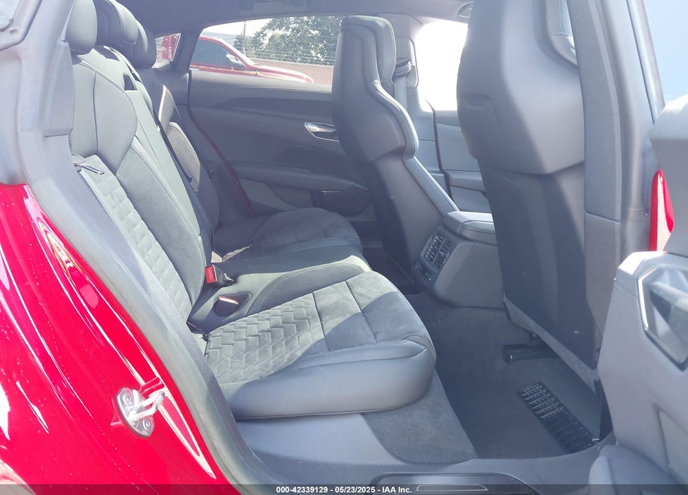 2024 AUDI E-TRON GT VIN: WAUFJBFW2R7000954