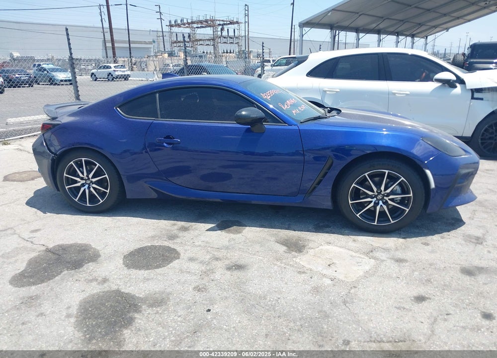 2023 TOYOTA GR86 VIN: JF1ZNBC13P8758103