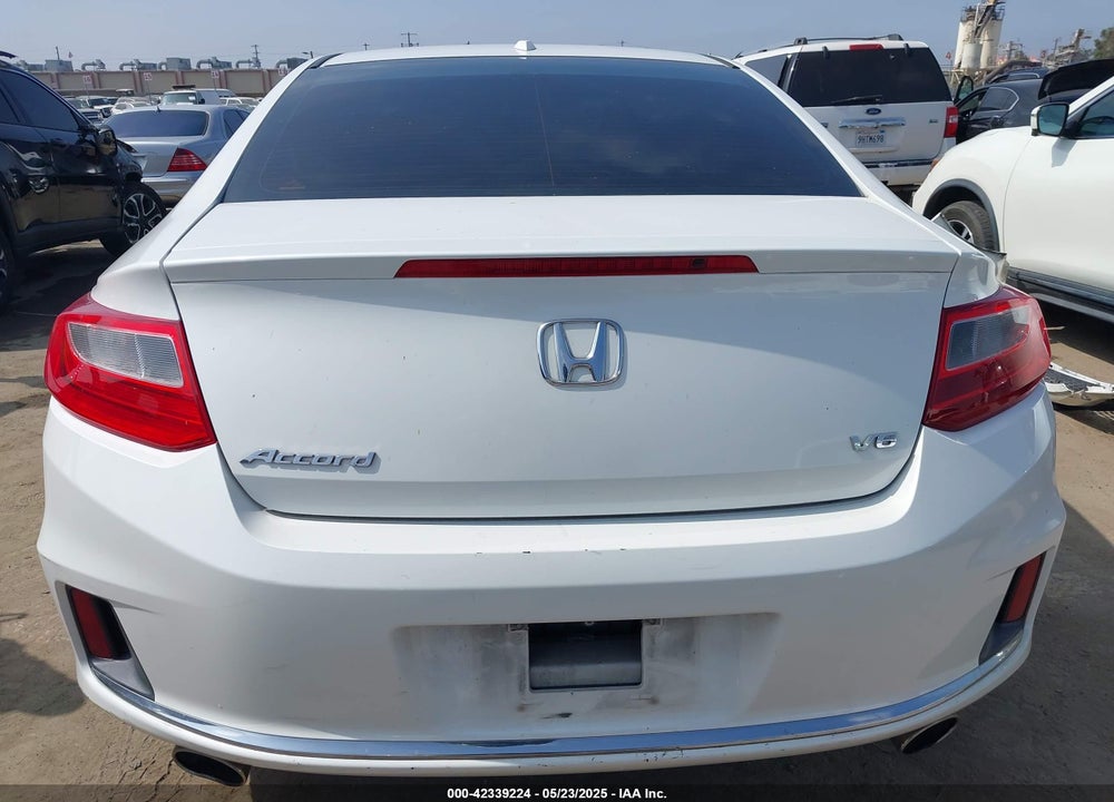 2014 HONDA ACCORD VIN: 1HGCT2B88EA003900