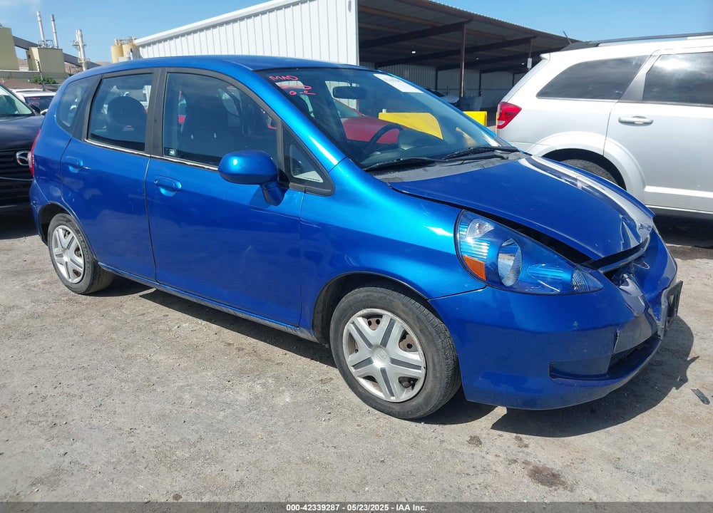 2008 HONDA FIT VIN: JHMGD384X8S046137