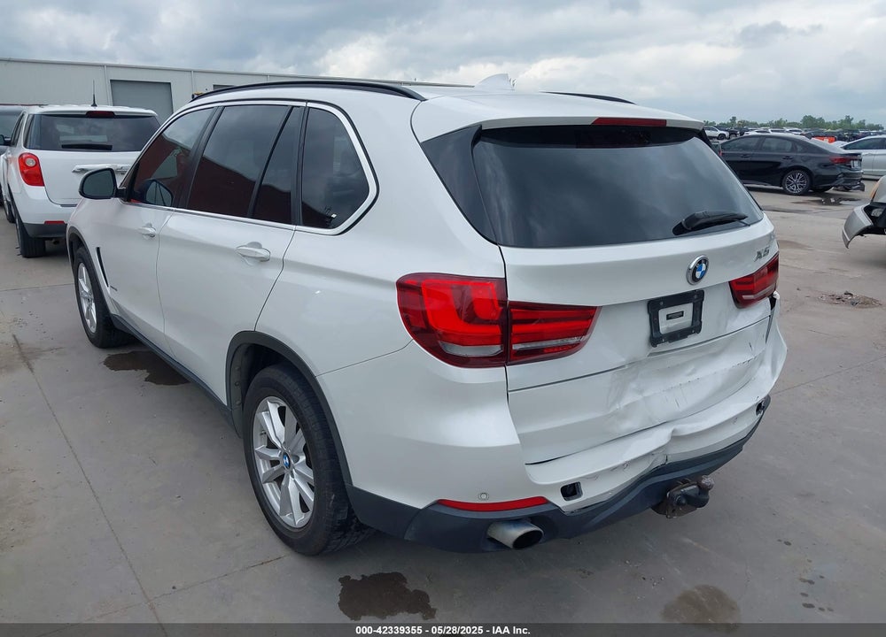 2015 BMW X5 VIN: 5UXKR0C5XF0P03151