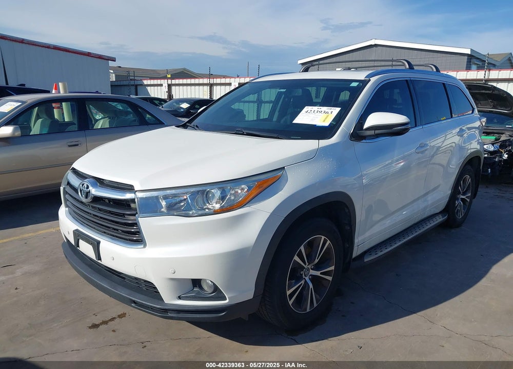 2016 TOYOTA HIGHLANDER XLE V6 VIN: 5TDJKRFH9GS294585
