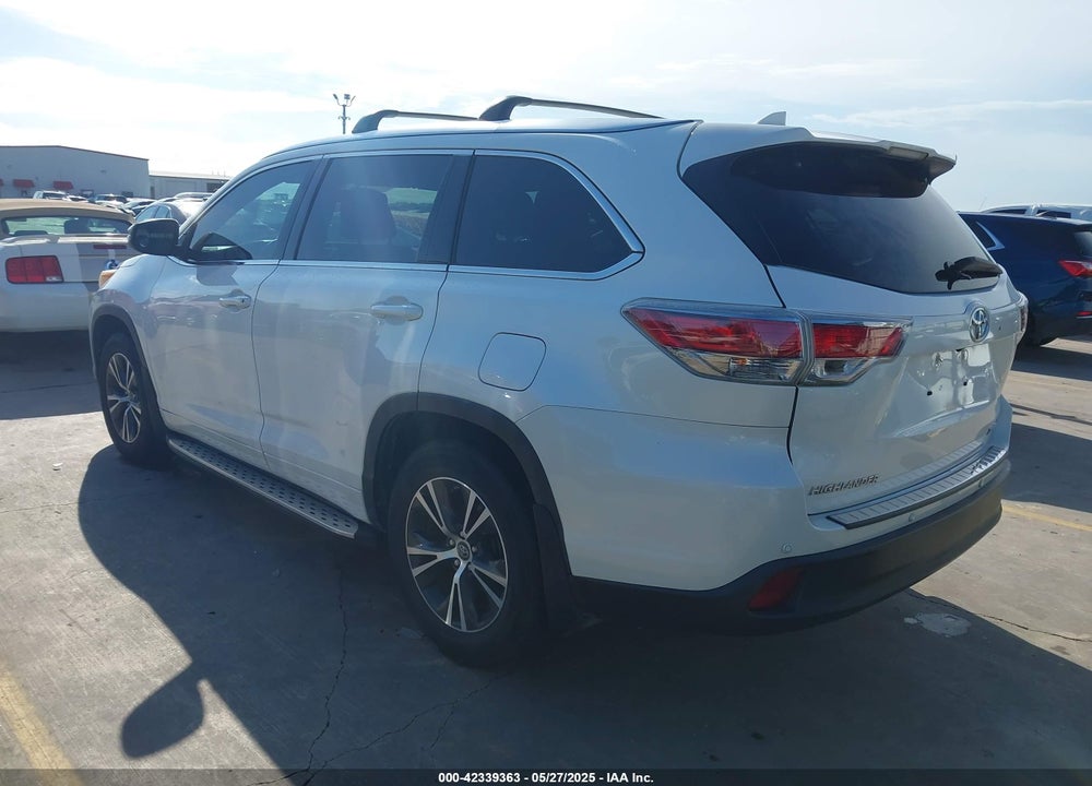 2016 TOYOTA HIGHLANDER XLE V6 VIN: 5TDJKRFH9GS294585