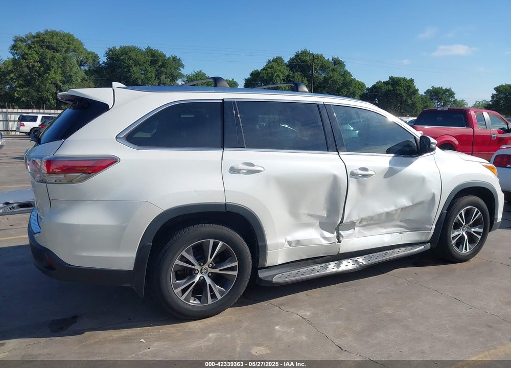 2016 TOYOTA HIGHLANDER XLE V6 VIN: 5TDJKRFH9GS294585
