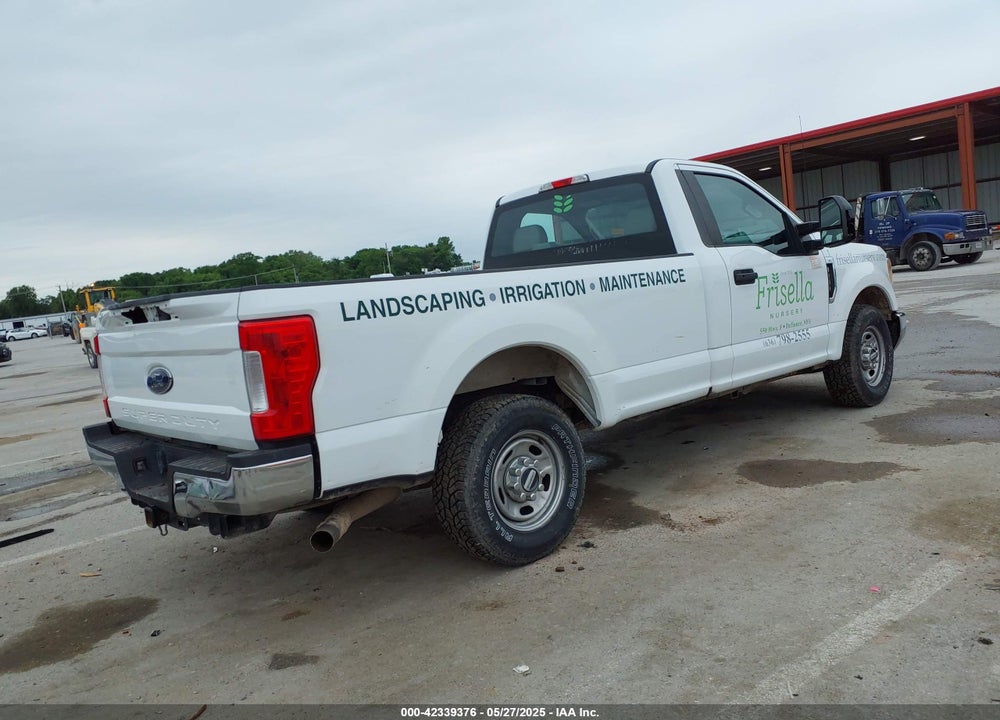 2017 FORD F-250 VIN: 1FTBF2A66HEF13905