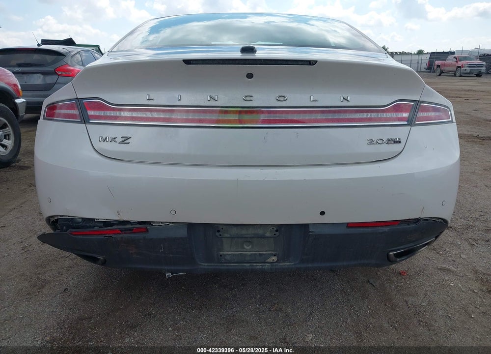 2016 LINCOLN MKZ VIN: 3LN6L2J91GR620212