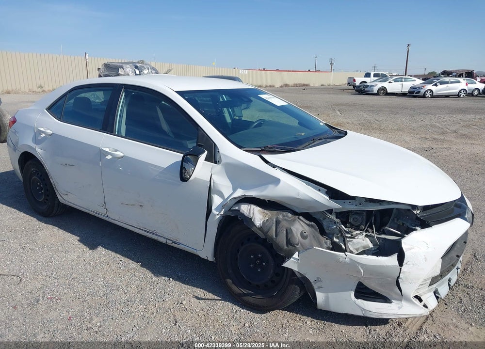 2018 TOYOTA COROLLA LE VIN: 5YFBURHE3JP796106