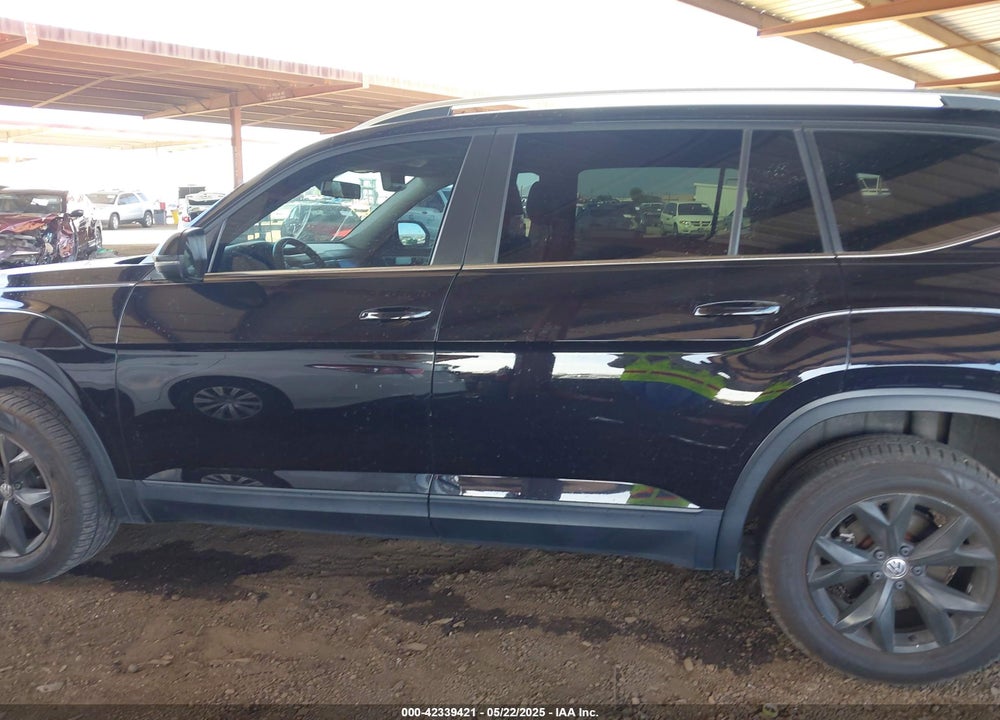 2018 VOLKSWAGEN ATLAS VIN: 1V2CP2CA1JC600999