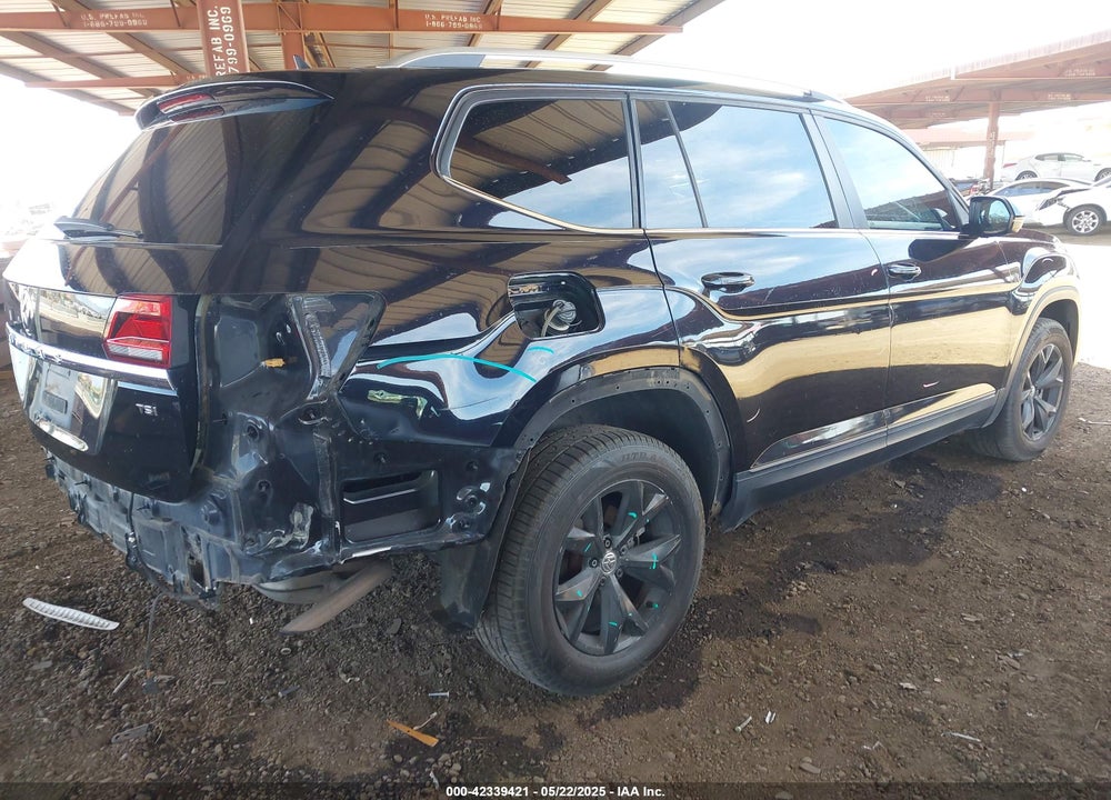 2018 VOLKSWAGEN ATLAS VIN: 1V2CP2CA1JC600999
