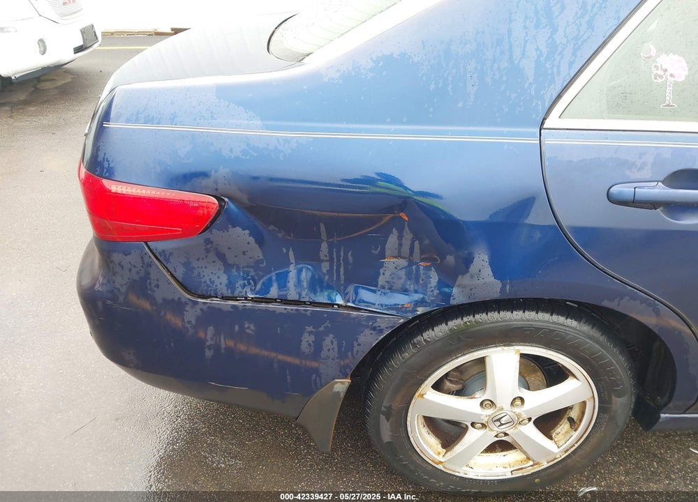 2005 HONDA ACCORD 2.4 EX VIN: 1HGCM56725A057550