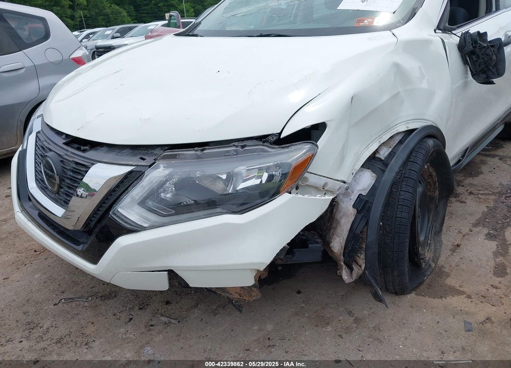 2018 NISSAN ROGUE VIN: 5N1AT2MV3JC759833