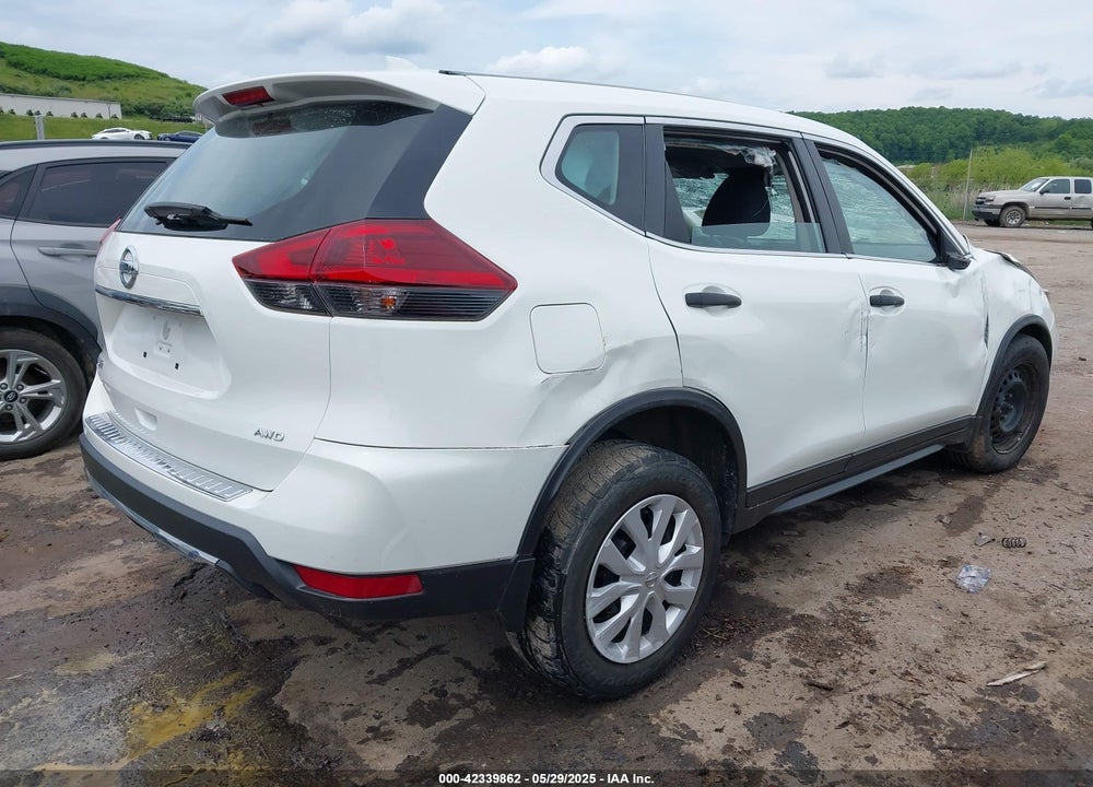 2018 NISSAN ROGUE VIN: 5N1AT2MV3JC759833