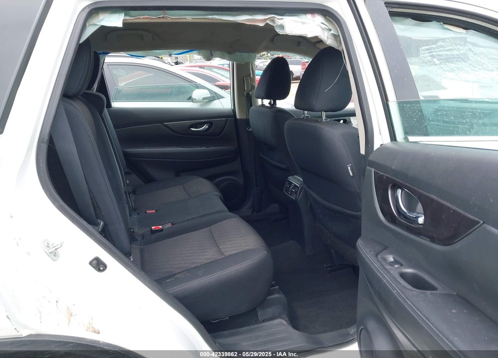 2018 NISSAN ROGUE VIN: 5N1AT2MV3JC759833