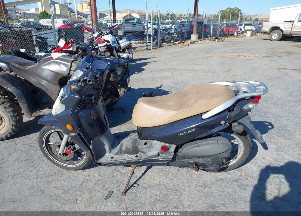 2008 SYM HD 200 VIN: RFGBS1MEX8SLH6681