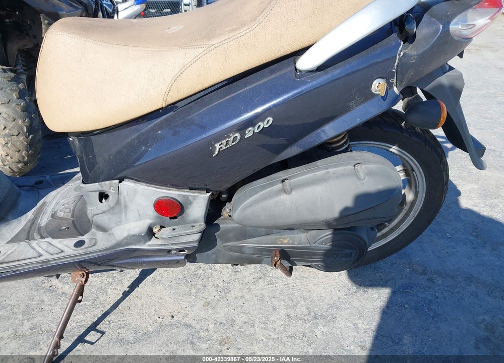 2008 SYM HD 200 VIN: RFGBS1MEX8SLH6681