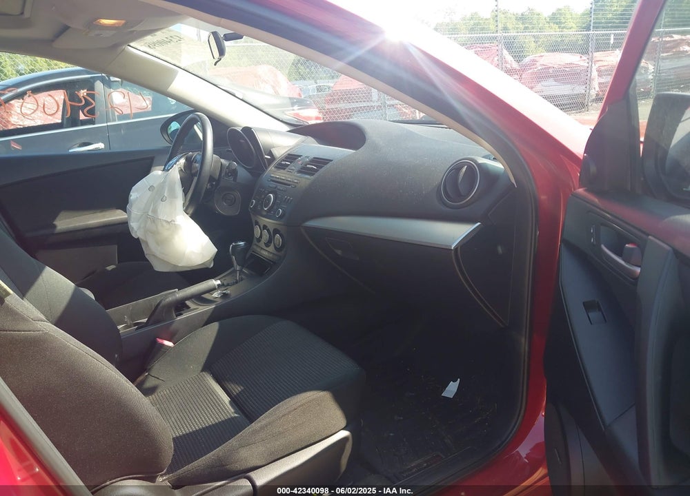 2013 MAZDA 3 I TOURING VIN: JM1BL1L7XD1834274