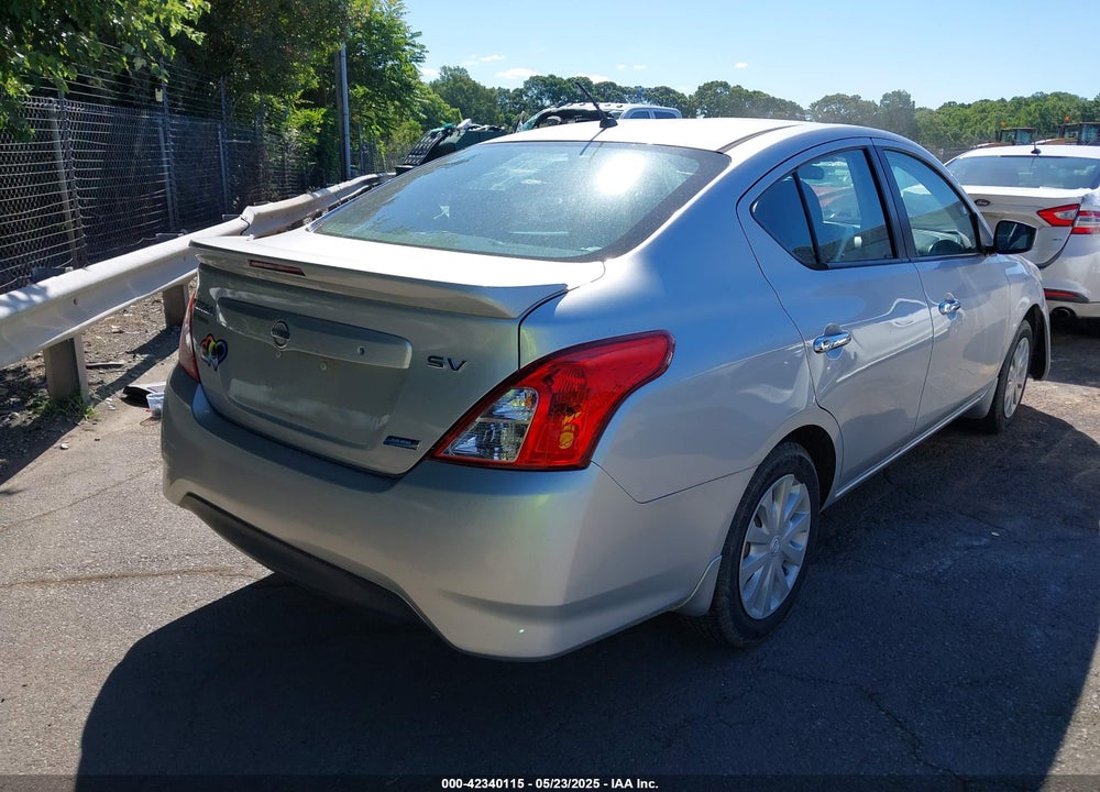 2015 NISSAN VERSA 1.6 SV VIN: 3N1CN7AP9FL893982