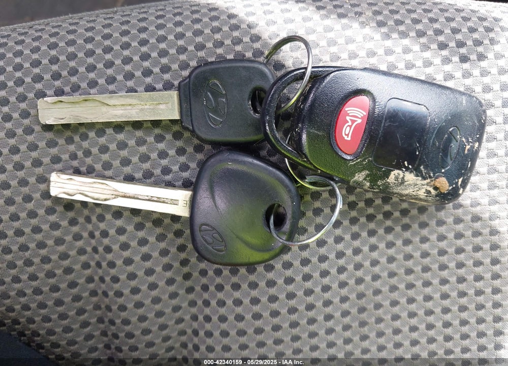 2014 HYUNDAI SONATA GLS VIN: 5NPEB4AC1EH917412