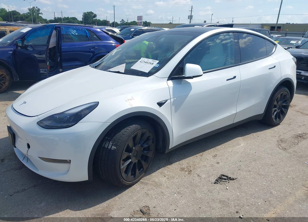 2023 TESLA MODEL Y VIN: 7SAYGAEE4PF885925
