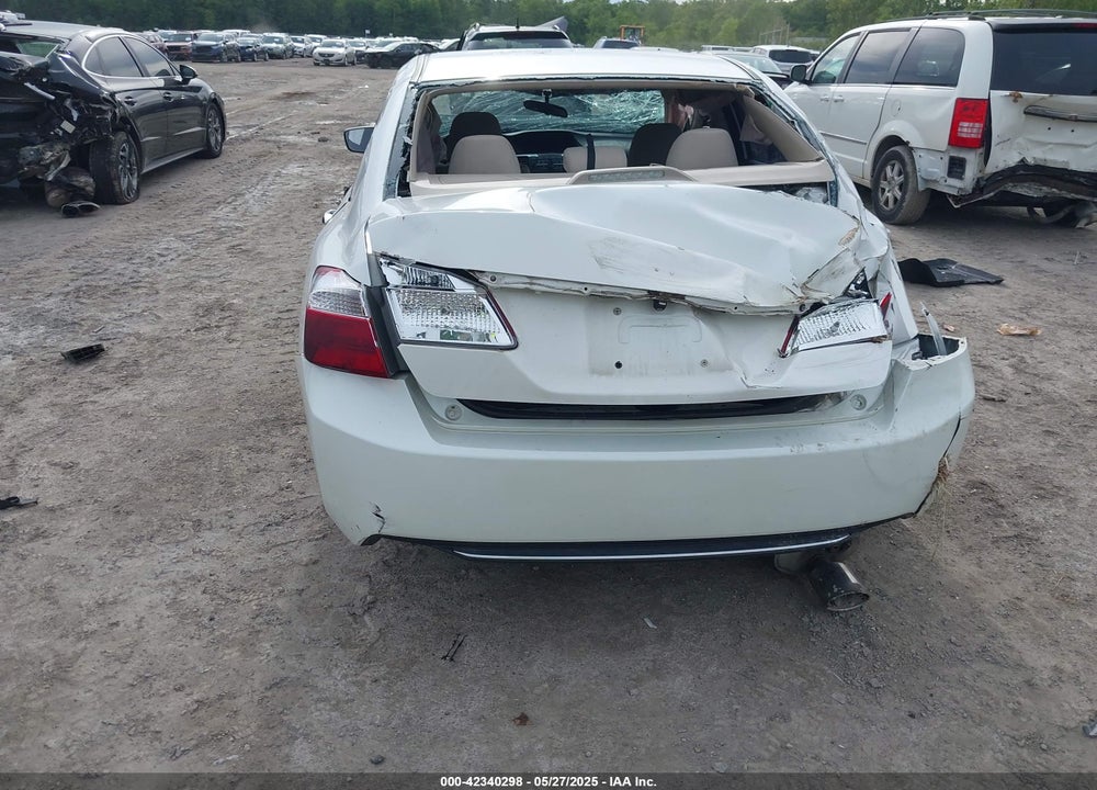 2013 HONDA ACCORD VIN: 1HGCR2F34DA181167