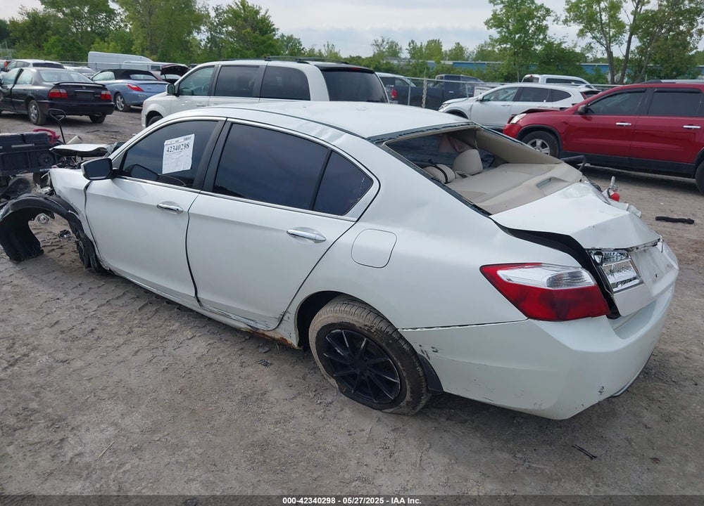 2013 HONDA ACCORD VIN: 1HGCR2F34DA181167
