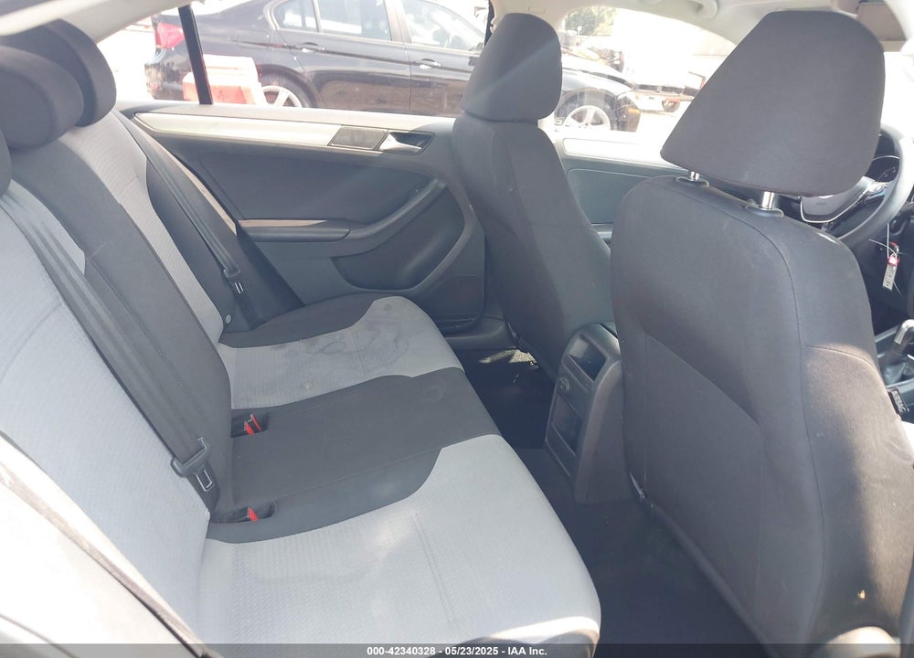 2017 VOLKSWAGEN JETTA VIN: 3VW2B7AJ7HM211740