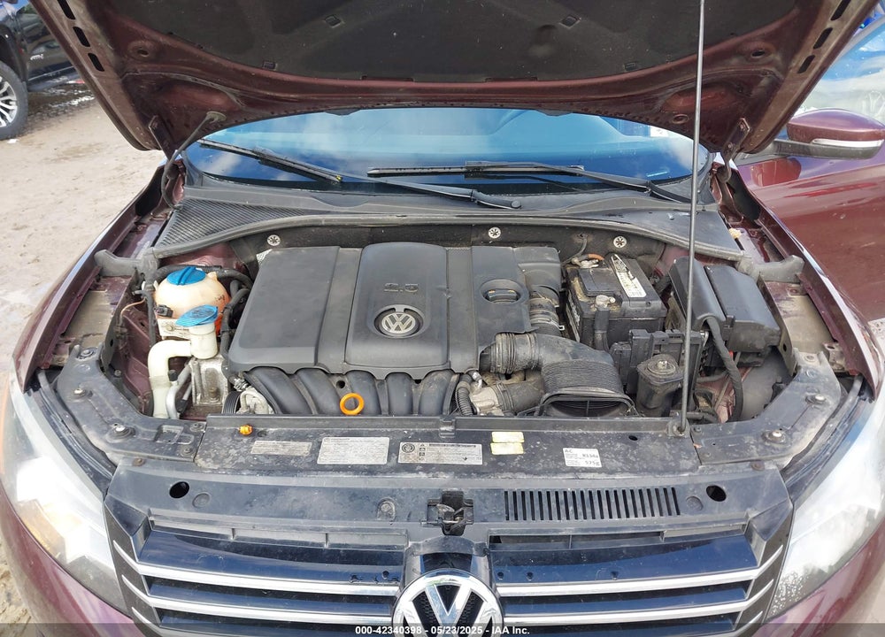 2013 VOLKSWAGEN PASSAT VIN: 1VWAP7A36DC044104