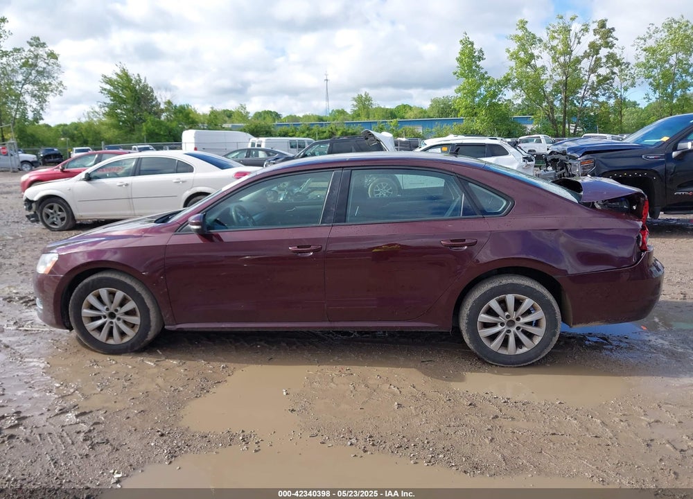 2013 VOLKSWAGEN PASSAT VIN: 1VWAP7A36DC044104