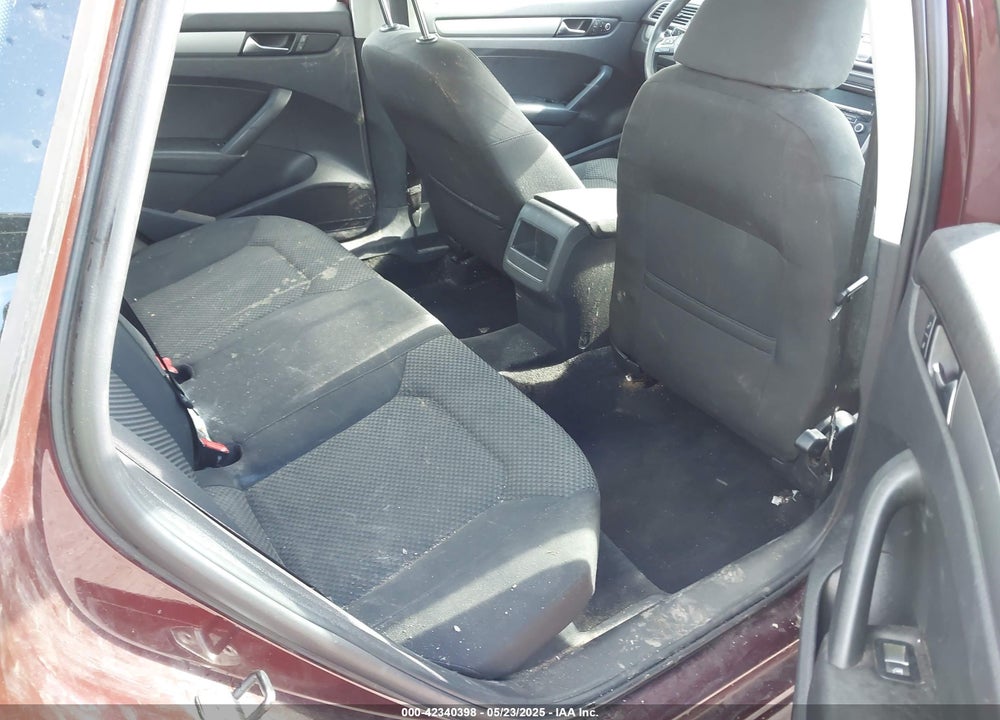 2013 VOLKSWAGEN PASSAT VIN: 1VWAP7A36DC044104