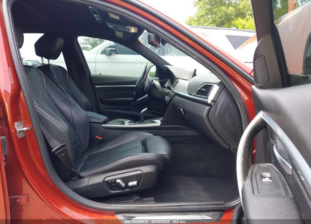 2018 BMW 3 SERIES VIN: WBA8B9G50JNU98494