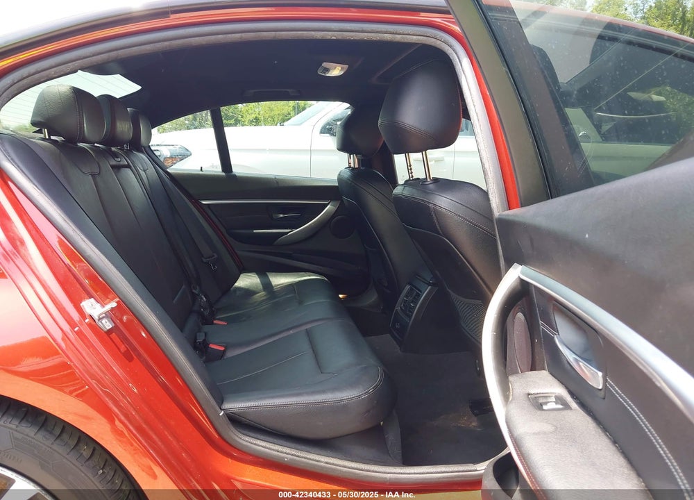 2018 BMW 3 SERIES VIN: WBA8B9G50JNU98494