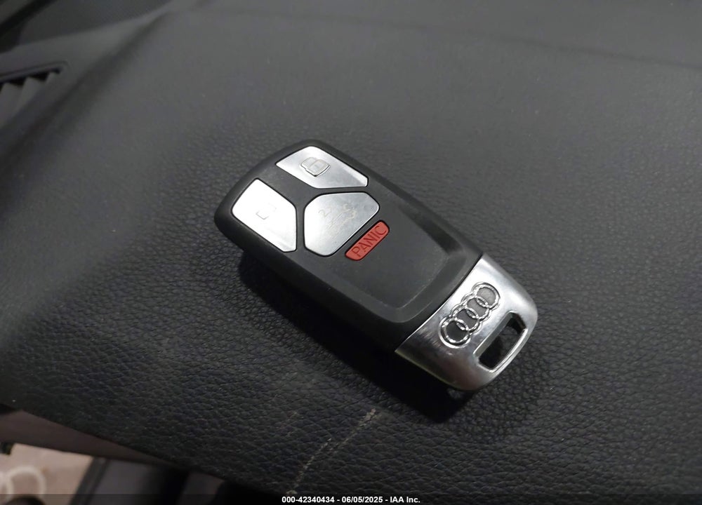 2024 AUDI Q5 VIN: WA1GAAFY2R2019935