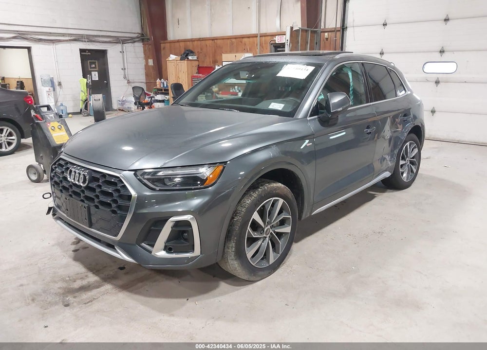 2024 AUDI Q5 VIN: WA1GAAFY2R2019935