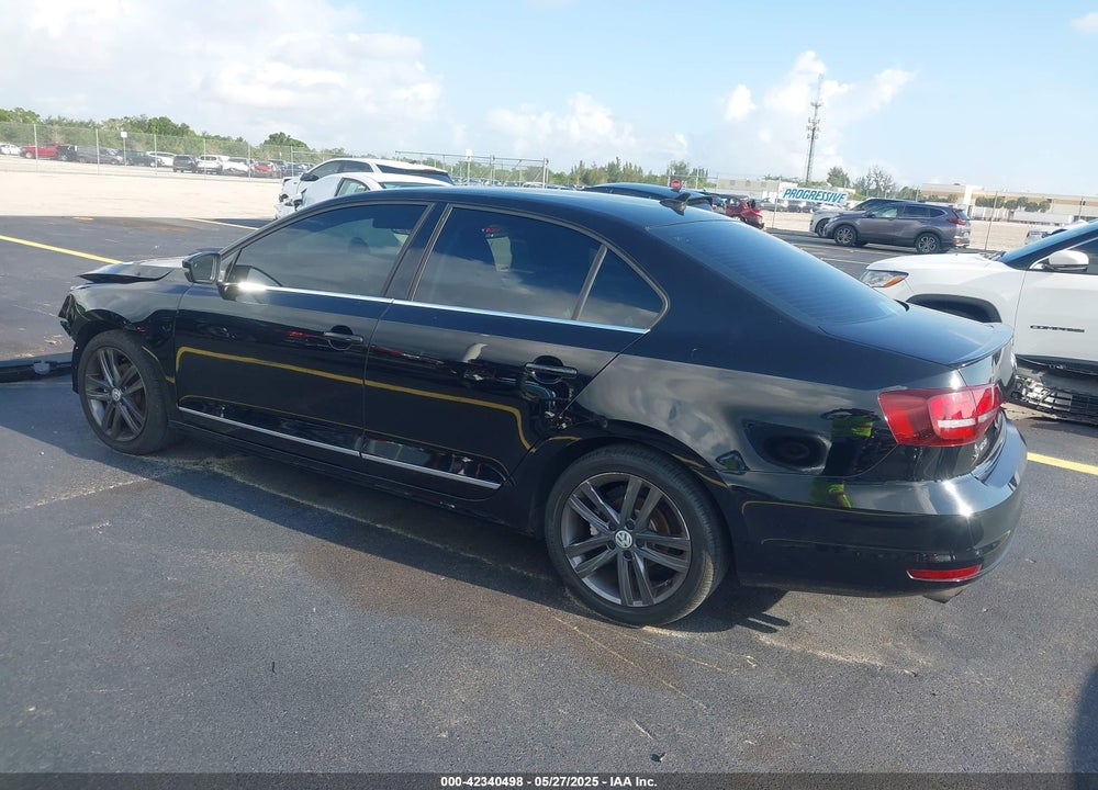 2018 VOLKSWAGEN JETTA 1.8T SEL VIN: 3VWL17AJ0JM214427