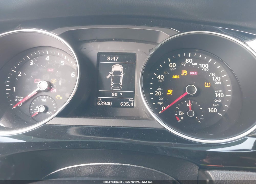 2018 VOLKSWAGEN JETTA 1.8T SEL VIN: 3VWL17AJ0JM214427