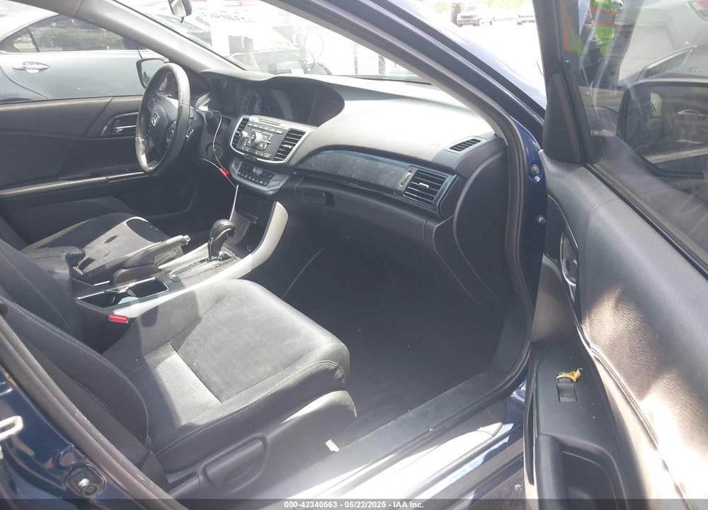 2015 HONDA ACCORD VIN: 1HGCR2F56FA074089