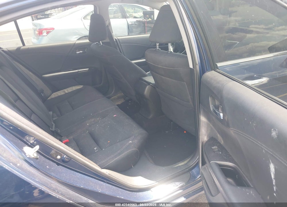 2015 HONDA ACCORD VIN: 1HGCR2F56FA074089