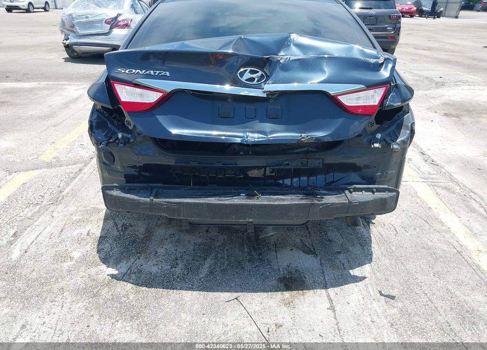 2012 HYUNDAI SONATA GLS VIN: 5NPEB4AC3CH481045