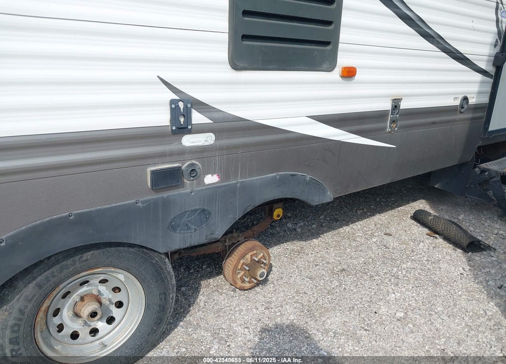 2015 KEYSTONE 25RKS VIN: 4YDT29B23F7200295