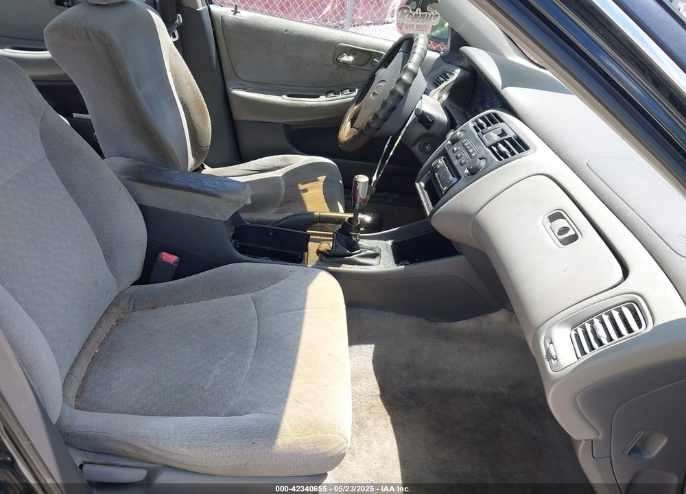 2002 HONDA ACCORD 2.3 LX VIN: 1HGCG55482A103909