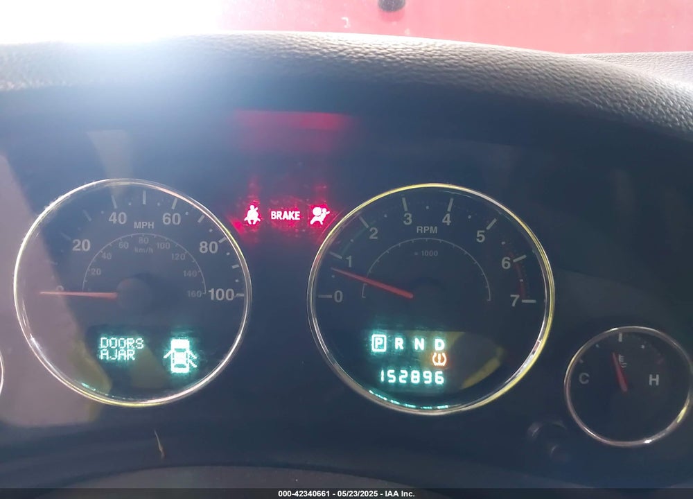 2011 JEEP WRANGLER UNLIMITED VIN: 1J4BA6H18BL584486