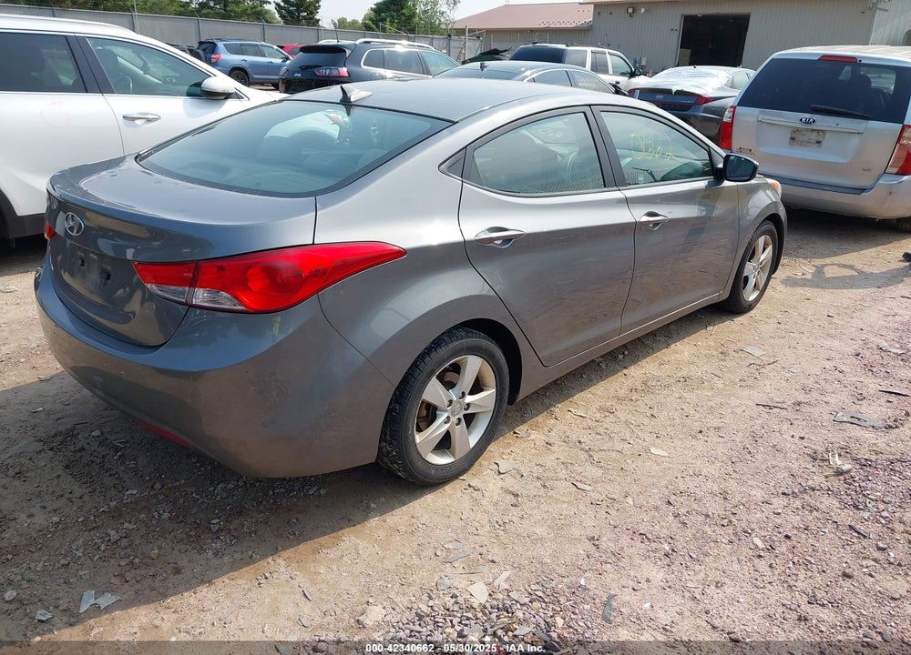 2013 HYUNDAI ELANTRA VIN: 5NPDH4AE8DH356667