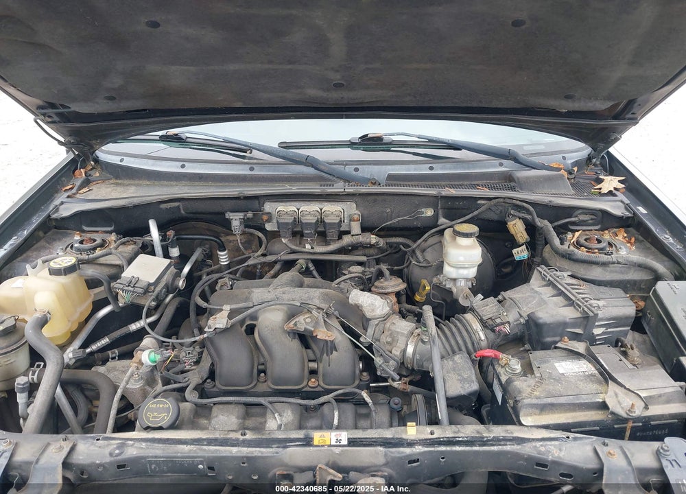 2005 MAZDA TRIBUTE S VIN: 4F2YZ941X5KM17220