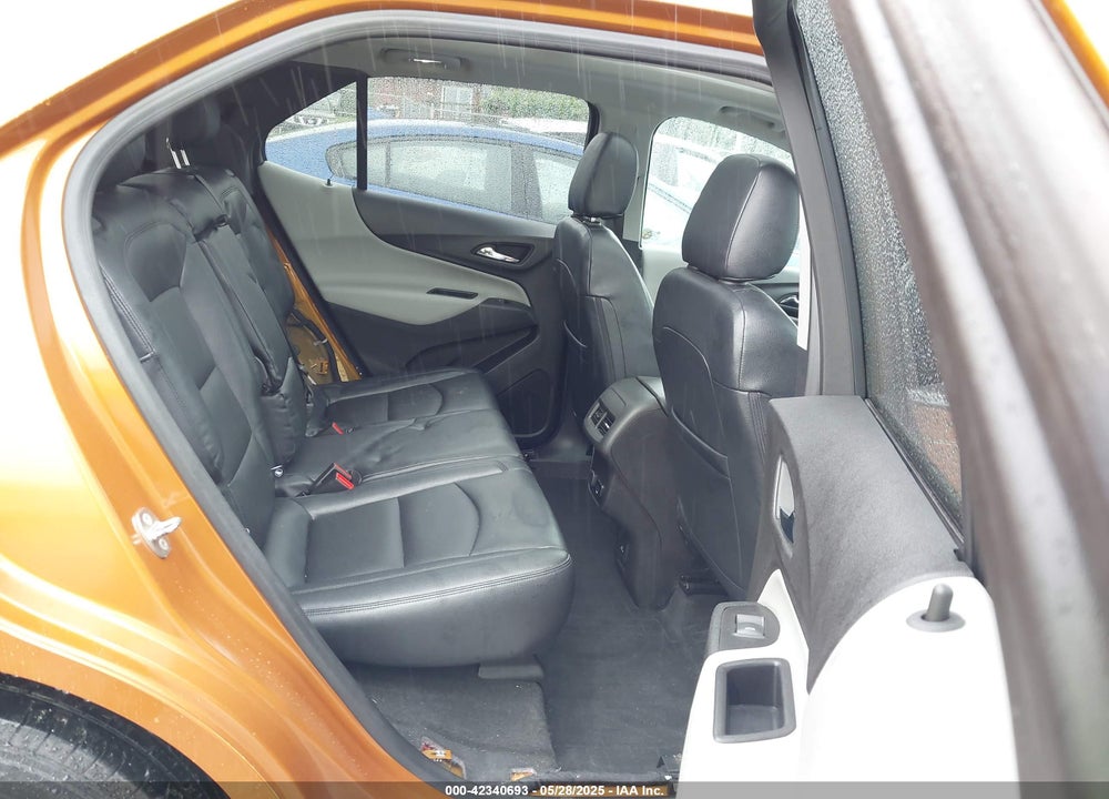 2018 CHEVROLET EQUINOX LT VIN: 2GNAXJEV4J6177886
